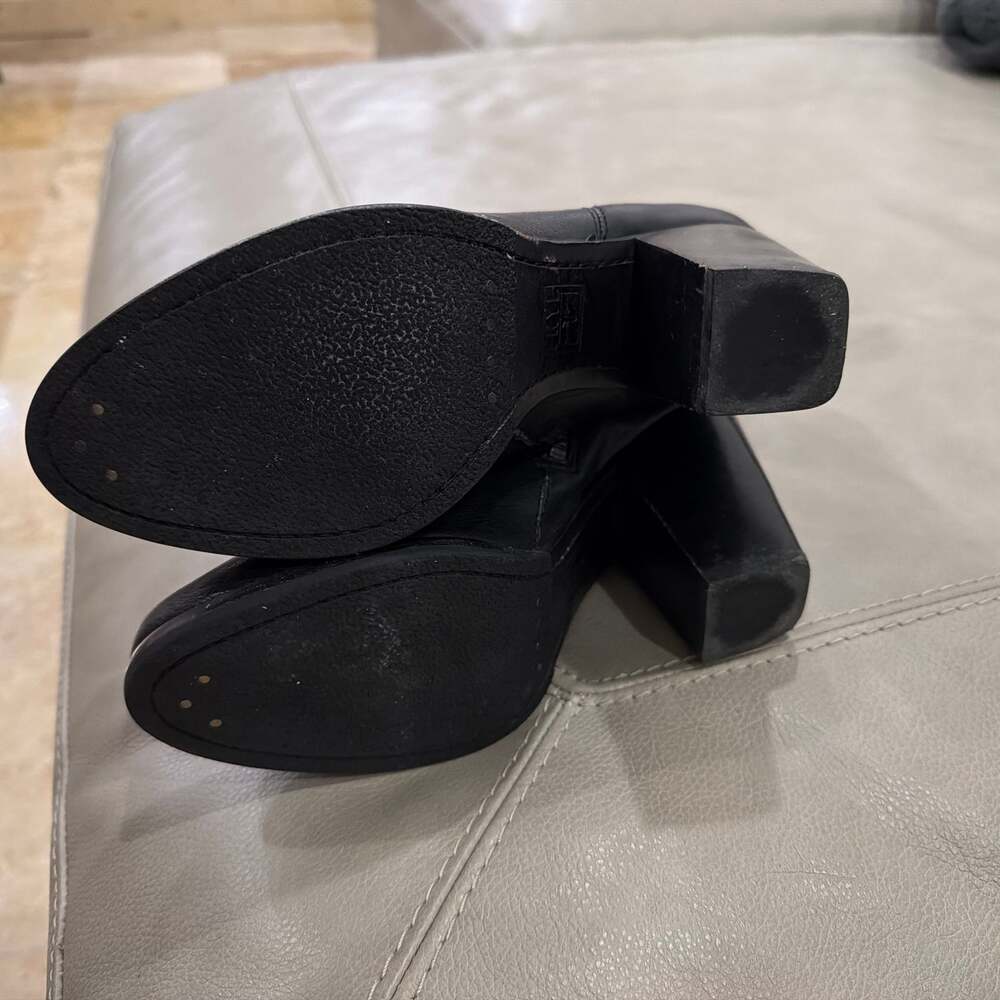 SALE❤️ Frye Patty Artisan Zip Black Leather Block Heel Ankle Booties - Picture 8 of 10